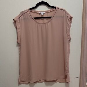 DR2 Women's Blouse in Soft Tan